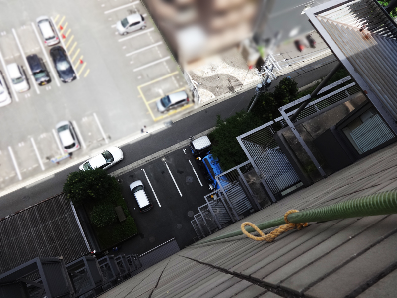 ヨーダイはビルの屋上部などの高所からのブライン不凍液の回収