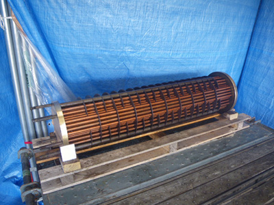 コンプレッサー、温調機、電気誘導炉等の冷水冷却水熱交換器洗浄。産業機械洗浄